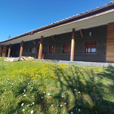 Kyomu Resort Hostel Velilla del Rio Carrion Zewnętrze zdjęcie